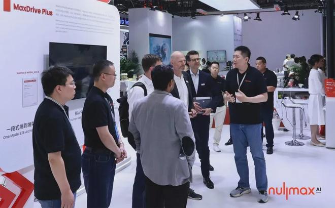 雷：纯视觉更难做但上限更高麻将胡了Nullmax徐(图3)